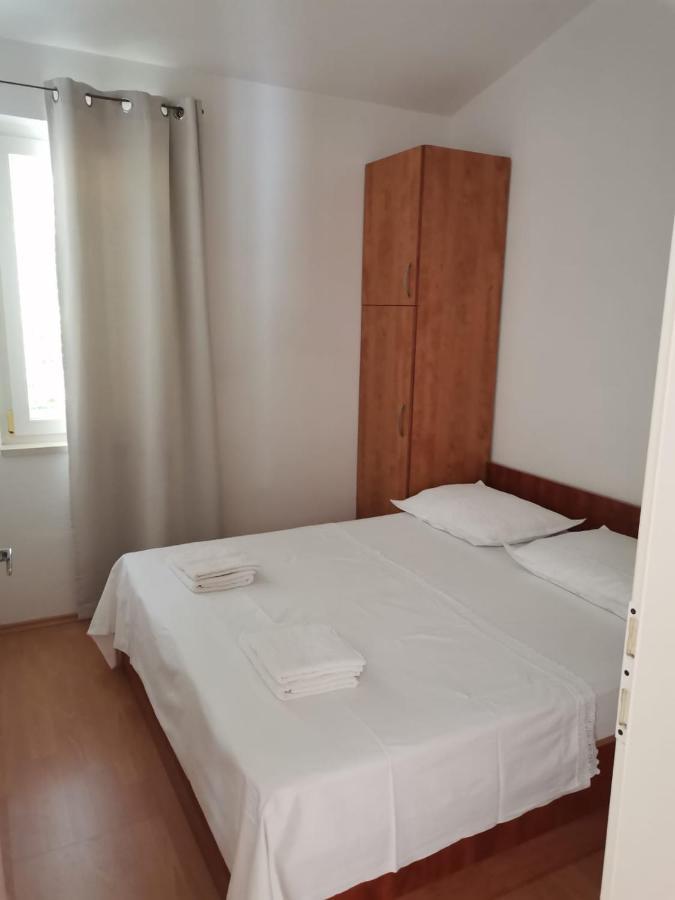 Apartments Granic Baška Voda Eksteriør bilde
