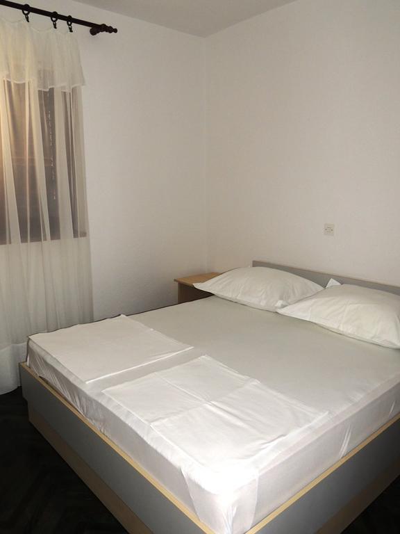 Apartments Granic Baška Voda Eksteriør bilde